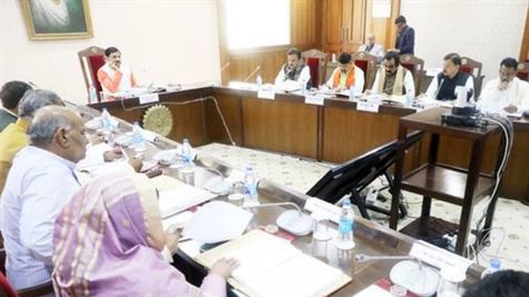 Mohan Cabinet ने लिए कई अहम फैसले, हेल्थ एवं चिकित्सा शिक्षा विभाग को दी विलय की मंजूरी