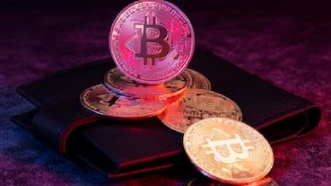 Crypto Exchange News: वित्त मंत्रालय ने विदेशों से चल रहे क्रिप्‍टो एक्सचेंज पर लगाई रोक 