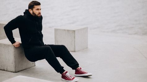 Tracksuit Business Idea: ट्रैकसूट बनाने के बिजनेस से होगी मोटी कमाई, ठंड में बढ़े गई है डिमांड 