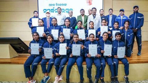 Odisha: ओडिशा के 88 एथलीट सम्मानित, पटनायक सरकार ने दी 19 लाख 65 हजार रुपये की राशि 