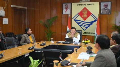 ऊर्जा विभाग के अधिकारियों संग सीएम धामी ने की समीक्षा बैठक, दिए जरूरी निर्देश