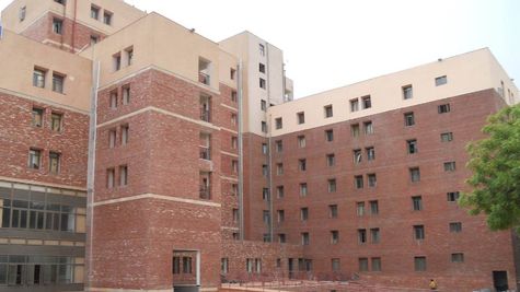 Delhi News: दिल्ली सरकार का बड़ा कदम, 1800 छात्रों के लिए बनेगा 18 मंजिला हॉस्टल