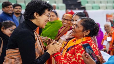 दिल्ली मुख्यमंत्री तीर्थयात्रा स्कीम: 'बुजुर्गों के सपने साकार',  90वीं ट्रेन के रवाना होने पर बोलीं आतिशी