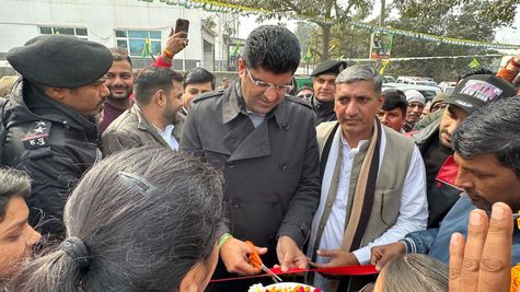 Haryana News: हरियाणा में पिछले चार साल में रोड़ नेटवर्क हुआ मजबूत, 20 हजार किलोमीटर से ज्यादा सड़कों का सुधार