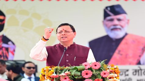 Uttarakhand News: सीएम धामी ने कोटद्वार में पुल निर्माण की घोषणा की, 43 लाभार्थियों को दिए चेक 