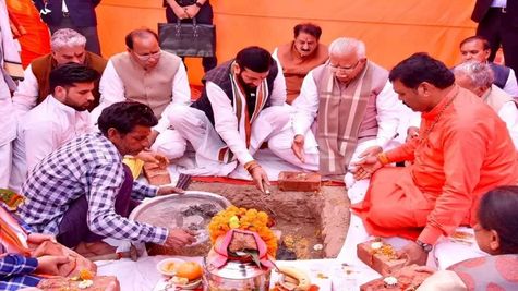 सीएम नायब सिंह ने कुरूक्षेत्र में गुरु रविदास स्मारक का किया शिलान्यास, 5.39 एकड़ भूमि पर होगा निर्माण 