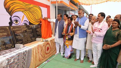 MP: नरसिंहपुर को केंद्रीय मंत्री फग्गन सिंह ने दी लाखों की सौगात, गौशाला-पंचायत भवन का किया उद्घाटन