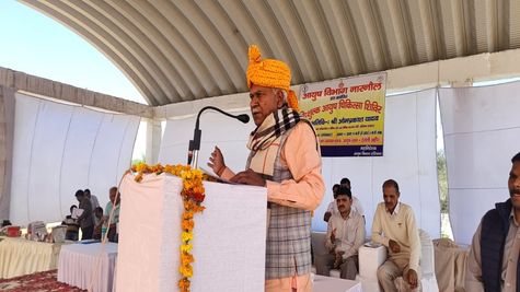 Haryana News: आयुष विभाग की सुप्रजा योजना, महेंद्रगढ़ के गांव डेरोली अहीर में लगाया निशुल्क चिकित्सा शिविर