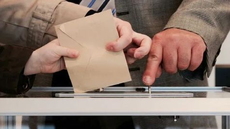 Bigbasket और Flipkart पर दर्ज हुई शिकायत, चुनाव के दिन कराया जबरन काम 