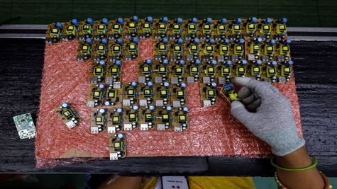 Q4 रिजल्ट्स के बाद Dixon Tech में क्या करें? खरीदें, बेचें या होल्ड करें, जानिए ब्रोकरेज की स्ट्रैटेजी