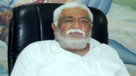 Success Story: जानें कौन है घड़ी वाले अंकल? यूपी का सबसे अमीर आदमी, एक साबुन बेचकर खड़ा किया करोड़ों का बिजनेस