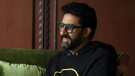 Abishek Bachchan Earning:आखिर क्यों SBI अभिषेक बच्चन को दे रही है हर महीने 18 लाख रुपये? देखें डिटेल 