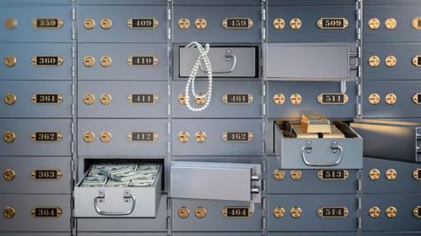 Bank locker rules: अगर आपके बैंक लॉकर की चाबी खो जाए तो क्या करेंगे आप? ये हैं इससे जुड़े जरूरी नियम 