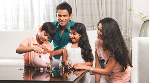 Children’s Day 2024 Gifts: सिर्फ Chocolates या Toys नहीं, चिल्ड्रन डे पर बच्चों को दें ये 5 फाइनेंशियल गिफ्ट्स