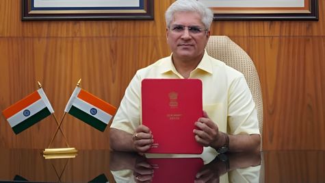 Kailash Gahlot Net Worth: कैलाश गहलोत कितनी संपत्ति के है मालिक, दिल्ली चुनाव से पहले पार्टी को कहा अलविदा    