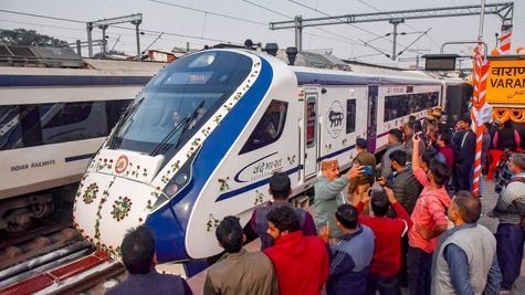 Vande Bharat Express: खुशखबरी! दिल्ली से श्रीनगर तक चलेगी नई वंदे भारत एक्सप्रेस, ये है किराया और रूट