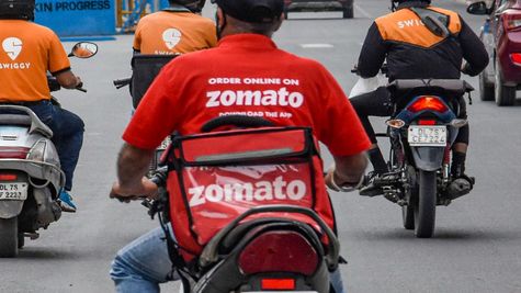 Zomato के Hyperpure गोदाम पर पड़ा छापा, पैकेजिंक डेट पर मिली ये तारीख, जानें ये मामला
