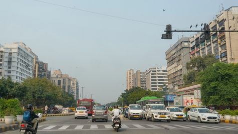 Delhi Weather Today: अगले हफ्ते होगी झमाझम बारिश! मौसम विभाग ने जारी किया अलर्ट, ठंडी करेगी वापसी?