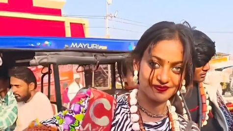 Maha Kumbh 2025: 'सिर्फ 10 दिन में कमाएं 10 करोड़ रुपये' महाकुंभ 2025 में वायरल हुई मोनालिसा ने बताया इसका सच