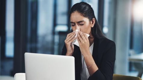 Companies Hiring Detectives: जरा संभलकर! बीमारी के नाम पर क्या आपने ली है छुट्टी? कंपनी कर रही है अब जासूसी