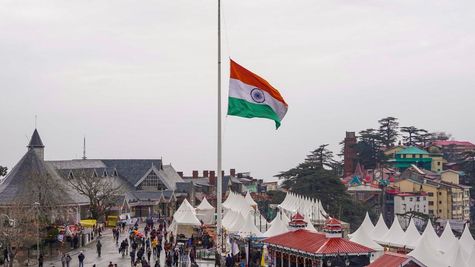 Republic Day 2025: 26 जनवरी को तिरंगा फहराने से पहले जान लीजिए सभी नियम, न करें ये गलतियां, अभी करें चेक