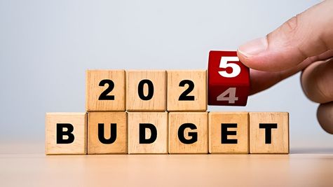 Budget 2025 Expectations: बजट 2025 में वित्त मंत्री देंगी खुशखबरी? पीएम आवास योजना में हो सकते हैं ये ऐलान