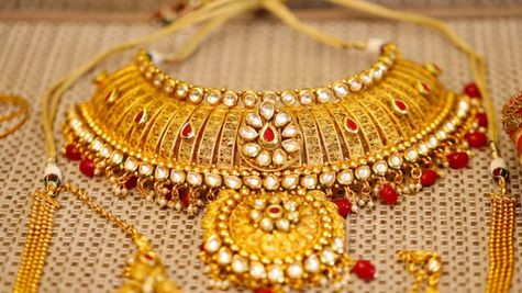 Gold Rate Today: आज सराफा बाजार में 4000 रु उछला सोने का भाव! 18K, 22K, 24K के लेटेस्ट रेट, तुरंत करे चेक