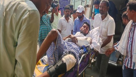 Train Accident: ओडिशा में बड़ा रेल हादसा, Kamakhya Express की 11 बोगियां पटरी से उतरी, ये रहा हेल्पलाइन नंबर