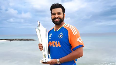Rohit Sharma Net Worth: कप्तान रोहित शर्मा का आज है बर्थडे, जानें कितनी संपति के मालिक हैं 'हिटमैन'