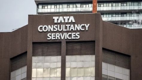 TCS Q4 Results: अनुमान से कमजोर टीसीएस की नतीजे! मुनाफा गिरकर ₹12224 करोड़, 30 रुपए के डिविडेंड का ऐलान