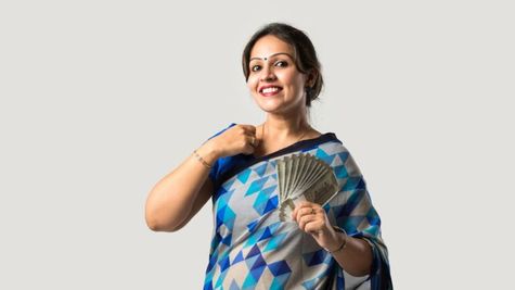 Governement Scheme: बिहार की मुख्यमंत्री नारी शक्ति योजना से महिलाओं को मिलेंगे 1 लाख रुपये, ऐसे करें अप्लाई