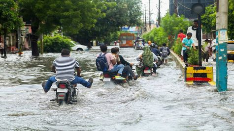Bangalore Weather Forecast: कर्नाटक के इन जिलों में भारी बारिश का अलर्ट, IMD ने अगले हफ्ते का दिया अपडेट