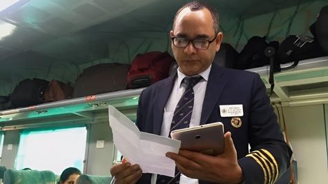 ट्रेन में इस समय के बाद TTE  चेक नहीं कर सकता टिकट!  सफर से पहले जानें नियम