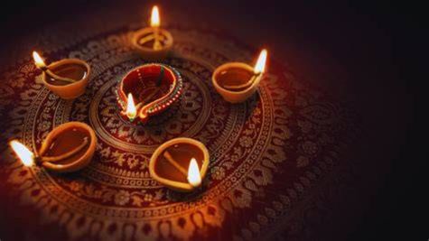 Chhoti Diwali 2025: कैसे करें पूजा; किन मंत्रों का करें जाप? जानें पूजन विधि और आरती