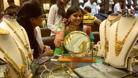Delhi Gold Rate Today: राजधानी में सोने का पारा हाई! आज दिल्ली में इतना महंगा हुआ 10 ग्राम गोल्ड