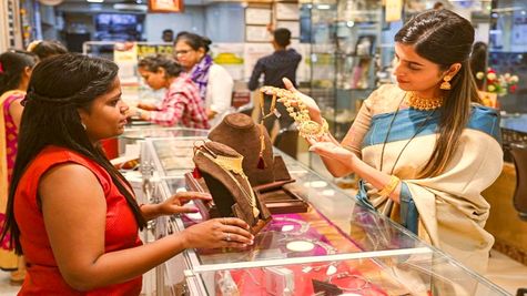 Gold Rate Today: रविवार को सोने का भाव बढ़ा या घटा? जानें प्रमुख शहरों समेत देश में 10 ग्राम गोल्ड का ताजा रेट