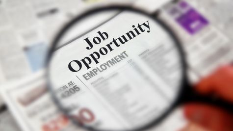 Year Ender 2025: इस साल कैसा रहा जॉब मार्केट और सैलरी का ट्रेंड? किस सेक्टर में मिला सबसे ज्यादा हाइक