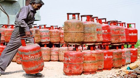 LPG अब 21 नहीं 25 दिन बाद ही कर पाएंगे बुकिंग, इंडेन, भारत, HP यूजर्स ऐसे बुक करें गैस सिलेंडर