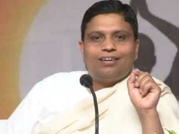 आचार्य बालकृष्ण