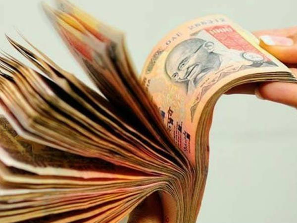 नोट जमा करने की लिमिट समाप्त 