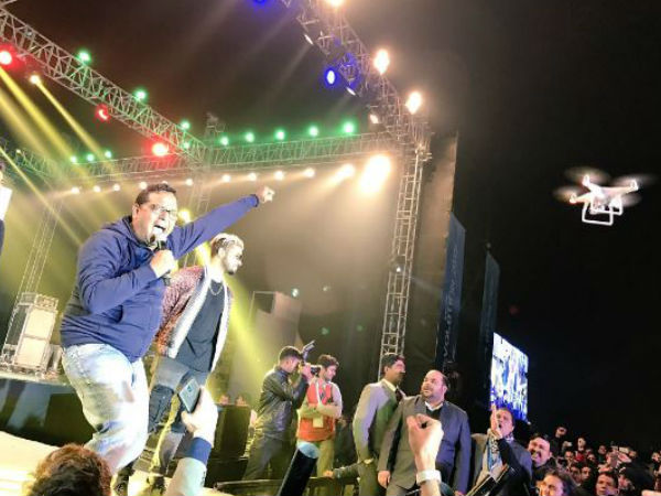 पेटीएम ने मनाया जश्न