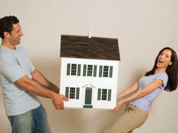 ऑनलाइन आवेदन की फीस है मामूली 