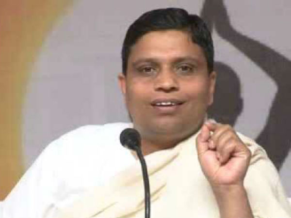 पारंपरिक सीईओ नहीं हैं