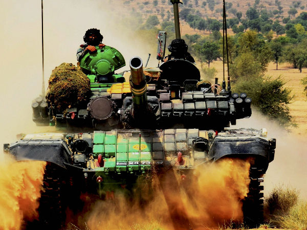 'सुपर पॉवर' क्यों करे हथियारों का आयात 