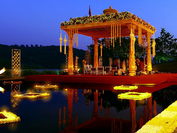 2003 में पहली बार आया नाम