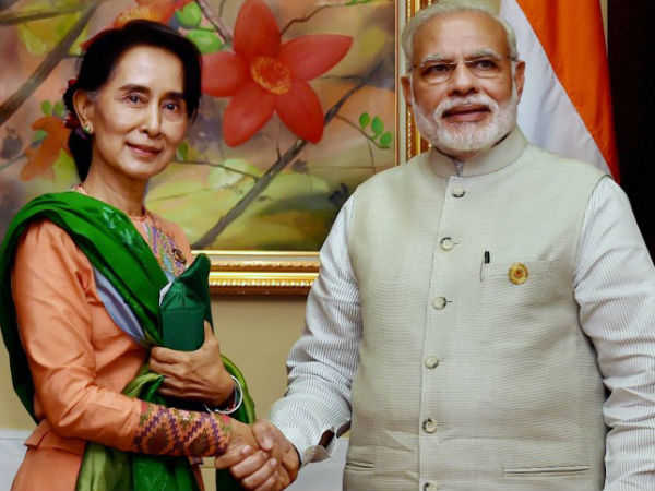 सू पिछले साल आयीं थी भारत 