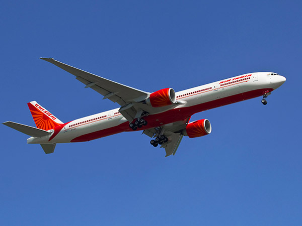 फ्लाइट से यात्रा 