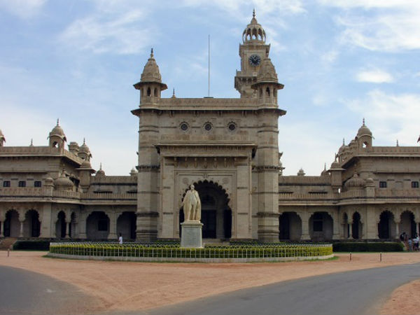 मेयो कॉलेज 