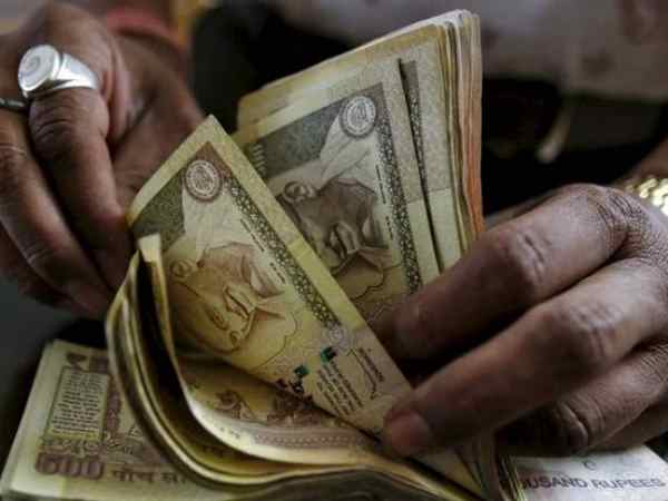 संग्र‍ह करने के लिए लोग खरीदते हैं नोट 