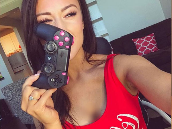 ऐसे होती है कमाई